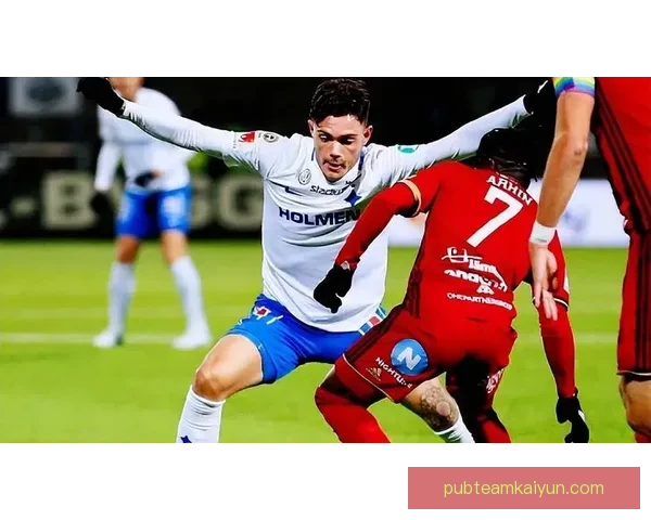 塔雷米射门方式多样，近期表现稳健